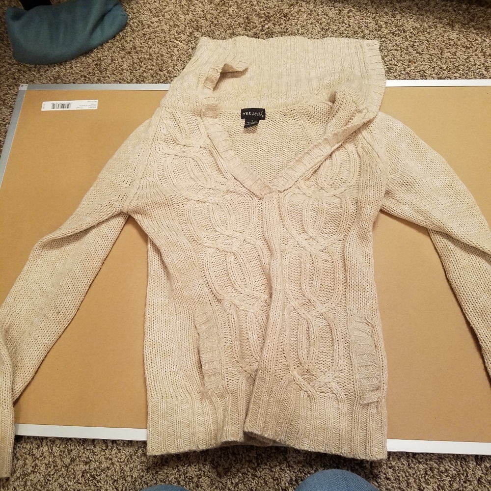 Long sleeve